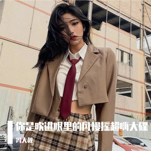 芭芭拉疯狂❌喷水自慰爽
